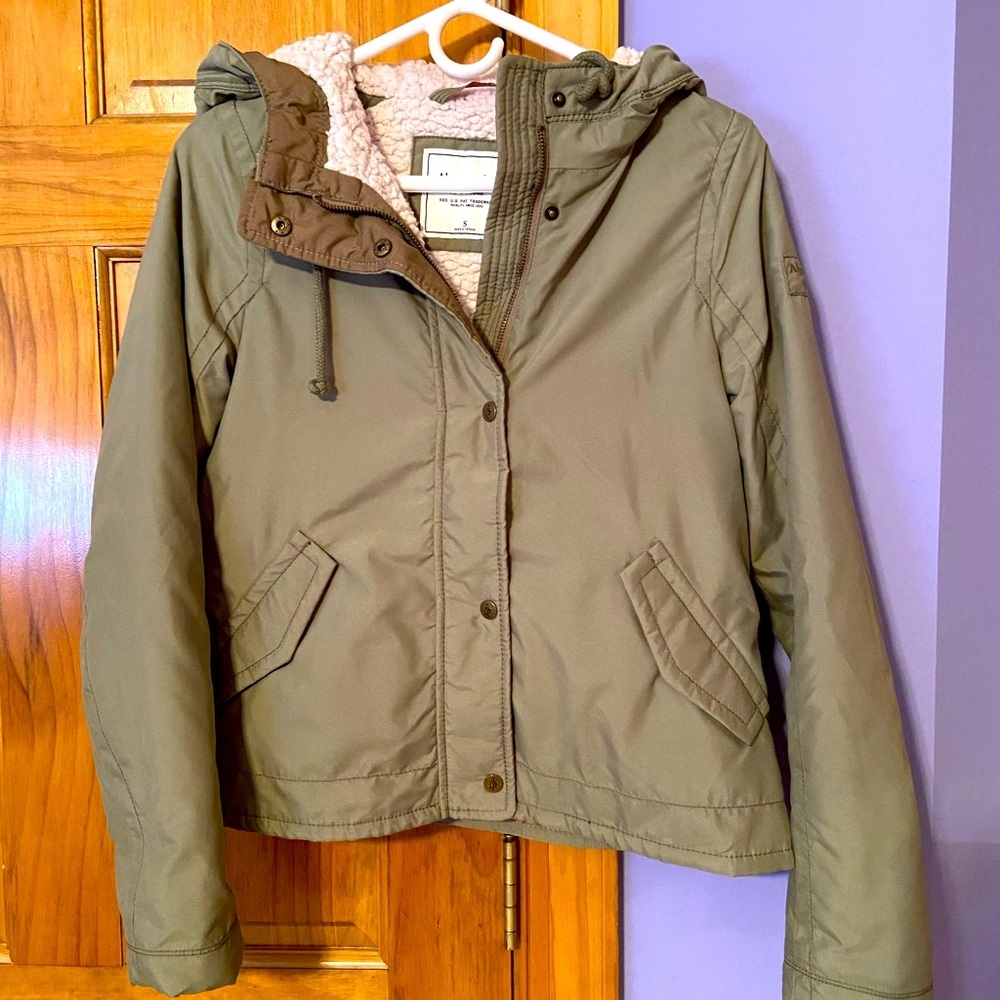 Abercrombie & Fitch Olive Green Hooded Jacket​